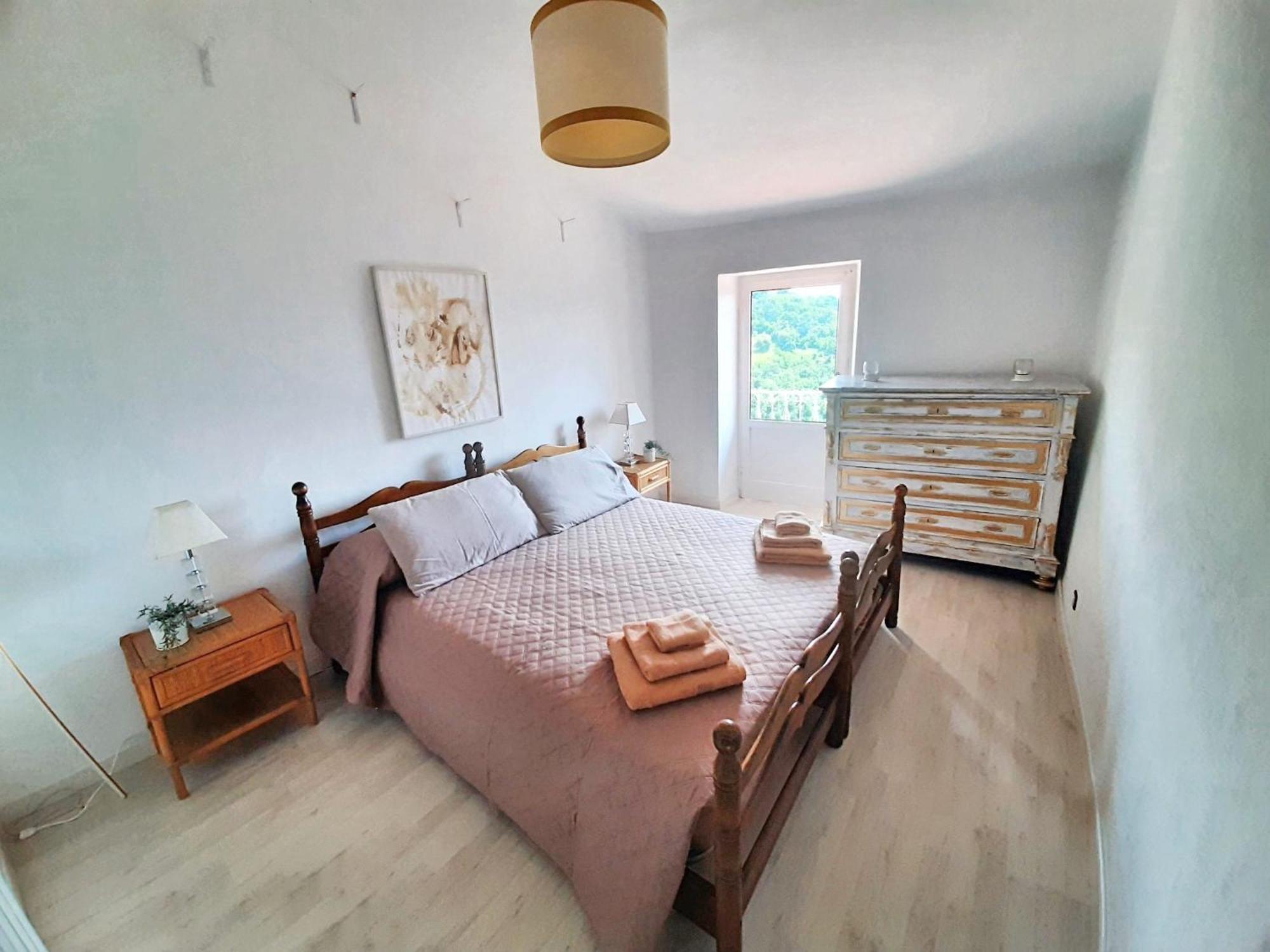 Comfortable Apartment With Sea View In Falcinello Екстериор снимка